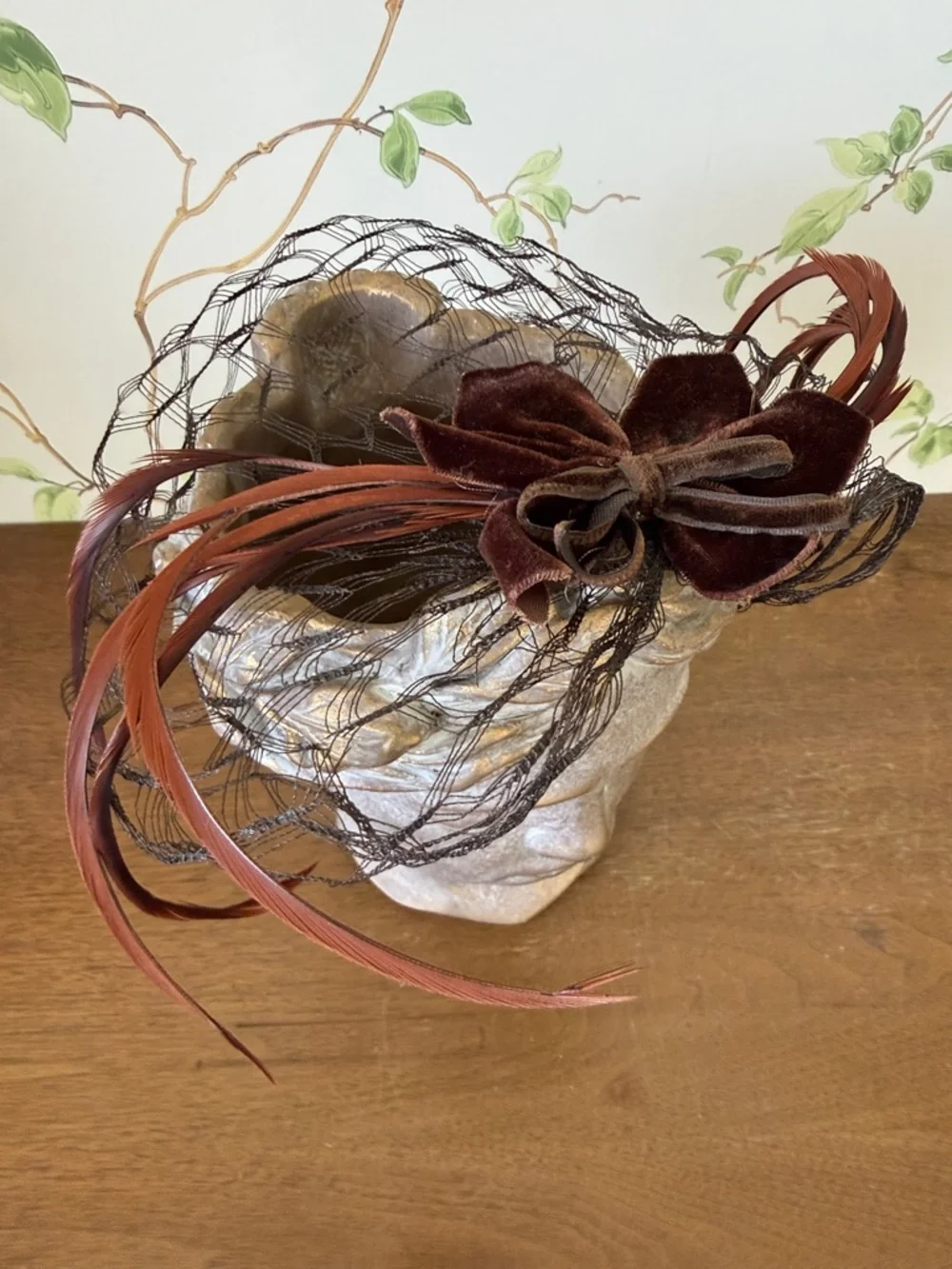 Vintage Brown Velvet Feather Flower Fascinator Hat Headpiece - Picture 11 of 11
